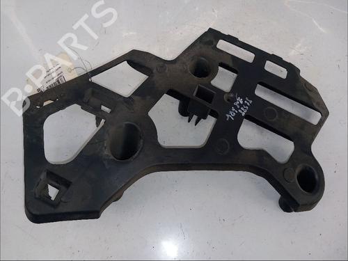 Used Rear bumper bracket Rear bumper bracket PEUGEOT 308 II (LB_, LP_, LW_, LH_, L3_) 1.6 BlueHDi 120 (120 hp) 30418372 30418372