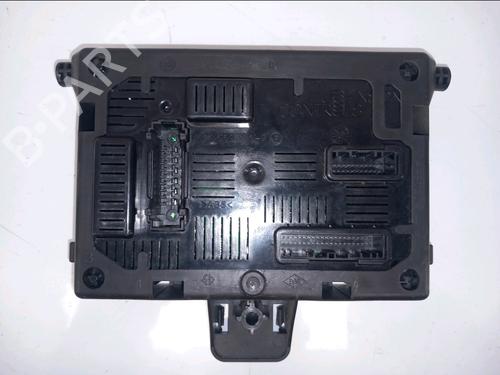 Used Fuse box RENAULT CLIO III (BR0/1, CR0/1) 1.5 dCi (75 hp) 30417873
