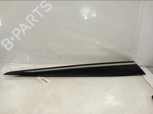 Used Door moulding trim RENAULT CLIO IV Grandtour (KH_) 1.5 dCi 90 (KHN3, KHN4) (90 hp) 32488128