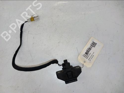 Bagklap lås RENAULT CLIO II (BB_, CB_) 1.5 dCi (B/CB07) (65 hp) 32655130