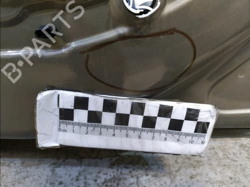 Right front door PEUGEOT 208 I (CA_, CC_) 1.2 VTI 82 | BP30414409C3