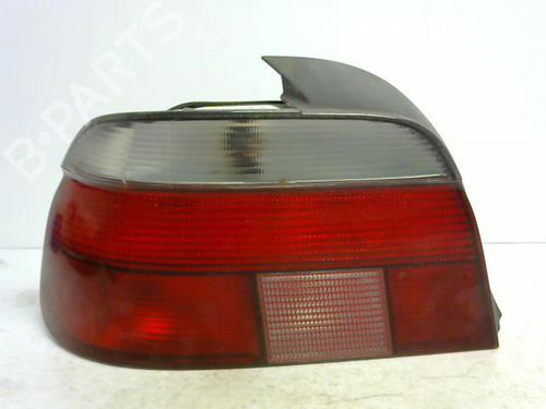 Used Left taillight Left taillight 30418015 30418015