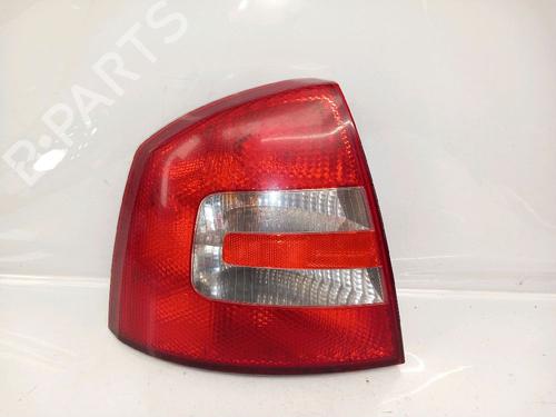 Used Left taillight SKODA OCTAVIA II (1Z3) 1.9 TDI (105 hp) 30427230