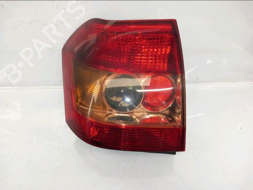 Venstre Baklys TOYOTA COROLLA (_E12_) 2.0 D-4D (CDE120R, CDE120L_) (116 hp) 30800655