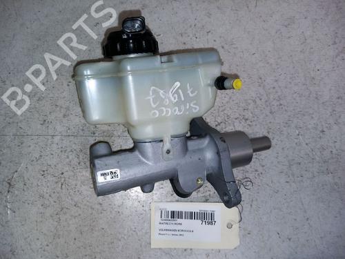 Used Brake master cylinder VW SCIROCCO III (137, 138) 2.0 TDI (140 hp) 30426045