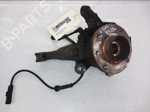 Fusee links voor RENAULT CLIO IV (BH_) 0.9 TCe 90 (BHNF, BHMA, BHMH, BHJK, BHJR) (90 hp) 30800489