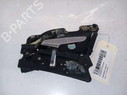 Used Front left interior door handle MERCEDES-BENZ E-CLASS (W210) E 300 Turbo-D (210.025) (177 hp) 30432758
