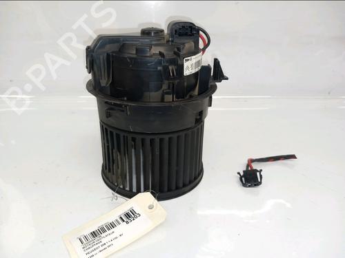 Used Heater blower motor PEUGEOT 208 I (CA_, CC_) 1.4 HDi (68 hp) 30427085
