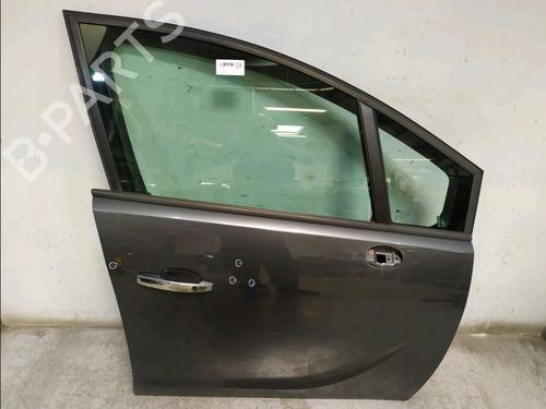 Used Right front door Right front door OPEL MERIVA B MPV (S10) 1.7 CDTI (75) (100 hp) 36450286 36450286