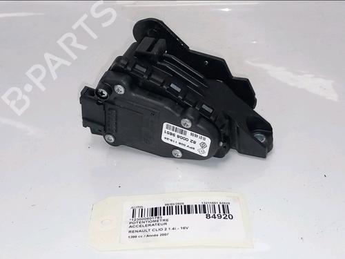 Pedal Pedal RENAULT CLIO II (BB_, CB_) 1.4 16V (B/CB0P, BB13) (98 hp) 35719454 35719454