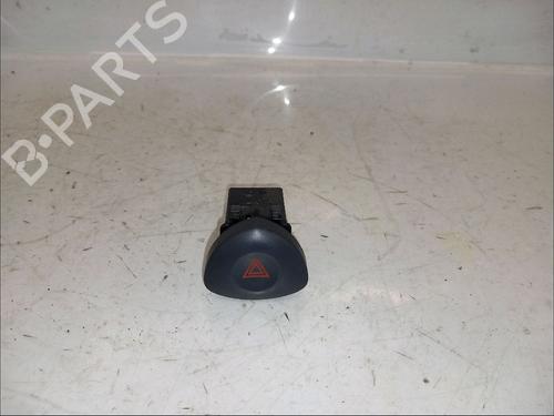 Bouton de warning RENAULT CLIO II (BB_, CB_) 1.2 (BB0A, BB0F, BB10, BB1K, BB28, BB2D, BB2H, CB0A,... (58 hp) 30425459