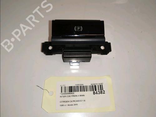 switch-citroen-c4-picasso-ii-2013-33646469 main image