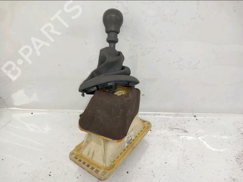 Used Gear lever RENAULT CLIO II (BB_, CB_) 1.4 (B/CB0C, B/CB0S) (75 hp) 31080002
