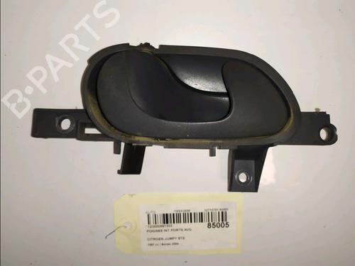 Used Front left interior door handle Front left interior door handle CITROËN JUMPY I Van (BS_, BT_, BY_, BZ_) 2.0 HDi 95 (94 hp) 33646484 33646484