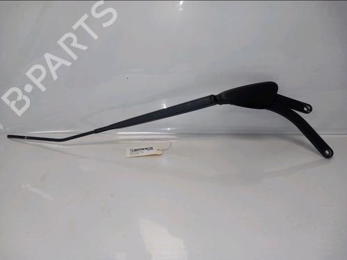 front-windshield-wiper-arm-renault-scenic-ii-jm01_-2003-2004-2005-2006-2007-2008-2009-2010-36692515 main image