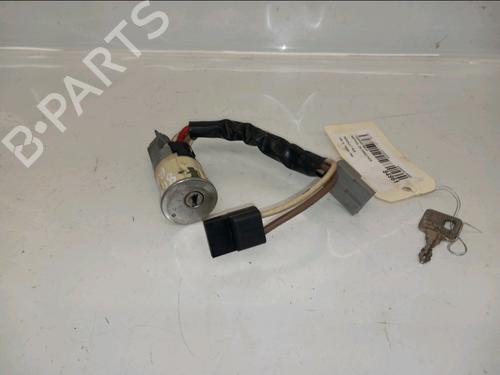 Clé de contact RENAULT 25 (B29_) 2.0 (B297) (101 hp) 31822132