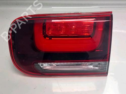 Used Right tailgate light Right tailgate light CITROËN C4 CACTUS 1.2 THP 110 (110 hp) 39705425 39705425