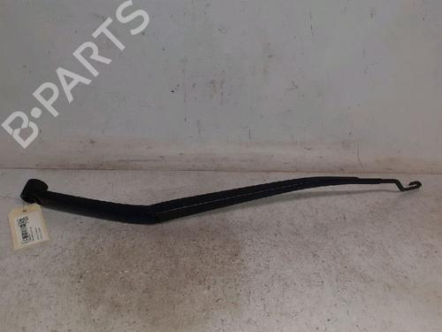 Used Front windshield wiper arm Front windshield wiper arm 30427697 30427697