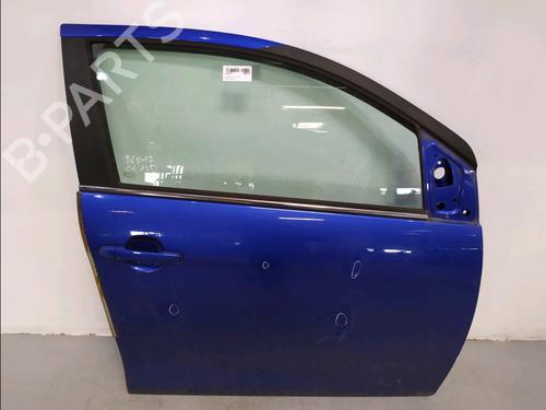 Used Right front door Right front door 38432850 38432850