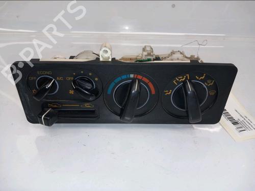 Used Climate control MITSUBISHI PAJERO II (V3_W, V2_W, V4_W, V5_W) 2.8 TD (V46W, V26W) (125 hp) 30422203