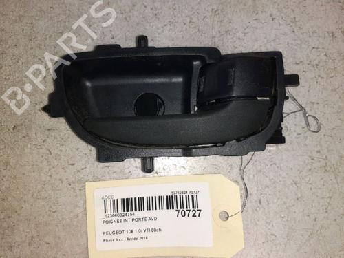 Used Front right interior door handle PEUGEOT 108 1.0 VTi (69 hp) 30434137