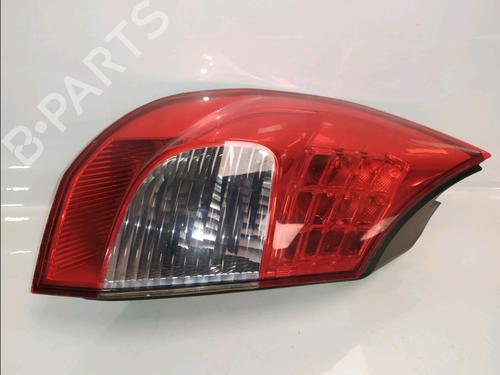 left-taillight-renault-scenic-ii-jm01_-2003-2004-2005-2006-2007-2008-2009-2010-36660685 main image
