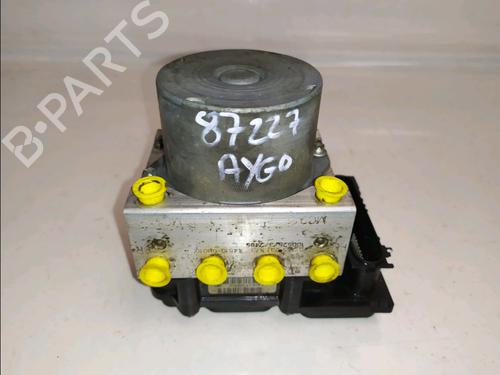Used ABS pump ABS pump TOYOTA AYGO (_B1_) 1.0 (KGB10_, KGB10R) (68 hp) 40212417 40212417