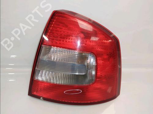 Used Right taillight Right taillight SKODA OCTAVIA II (1Z3) 1.6 TDI (105 hp) 36450453 36450453