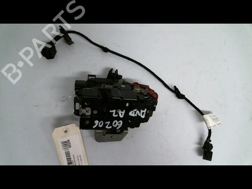 Højre fortil lås AUDI A2 (8Z0) 1.4 TDI (75 hp) 30431733
