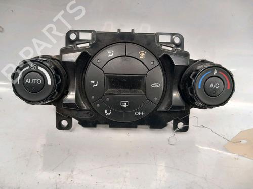 AC Styreenhet / Manøvreringsenhet FORD FIESTA VI (CB1, CCN) 1.4 TDCi (68 hp) 30419191