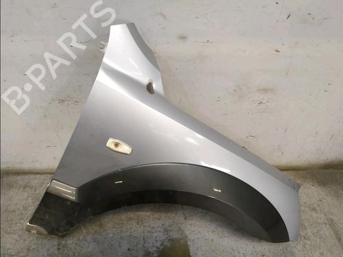 Used Right front fenders KIA SORENTO I (JC) 2.5 CRDi 4WD (140 hp) 32401882