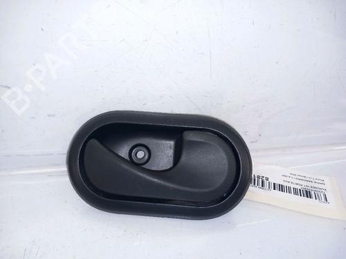 Used Front right interior door handle DACIA SANDERO 1.4 MPI LPG (72 hp) 30414162