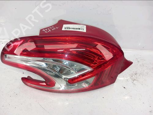 Used Left taillight Left taillight 31058265 31058265