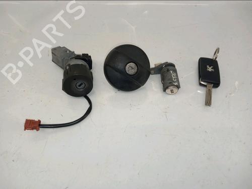 Module électronique PEUGEOT 307 (3A/C) 1.6 HDi (90 hp) 31867803