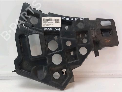 Used Front bumper reinforcement Front bumper reinforcement 38947948 38947948