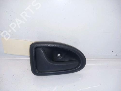 Used Rear left interior door handle RENAULT CLIO II (BB_, CB_) 1.5 dCi (B/CB07) (65 hp) 30415845