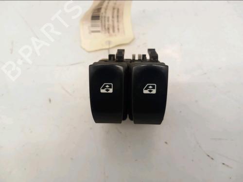 Used Left front window switch Left front window switch 32040517 32040517