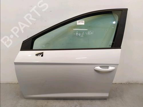 left-front-door-seat-leon-5f1-2012-2013-2014-2015-2016-2017-2018-2019-2020-2021-40004697 main image