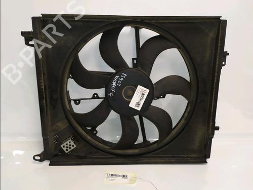 radiator-fan-renault-megane-iv-hatchback-b9amn_-2015-33713428 main image