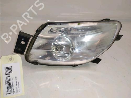 Used Right front fog light Right front fog light 38189179 38189179