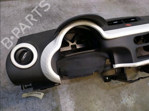 Salpicadero RENAULT TWINGO III (BCM_, BCA_) 1.0 SCe 70 | BP36289010C46 - Image 2