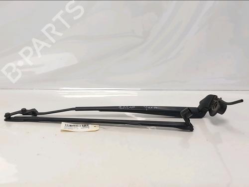 front-windshield-wiper-arm-toyota-yaris-_p13_-2010-2011-2012-2013-2014-2015-2016-2017-2018-2019-2020-38082069 main image