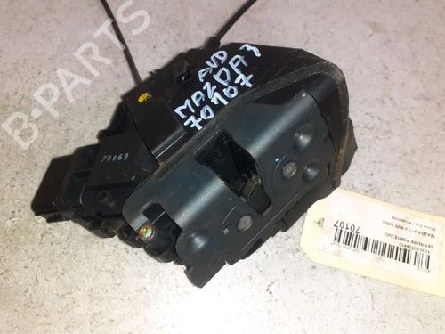 Cerradura puerta delantera derecha MAZDA 3 (BK) 1.6 (BK14) (105 hp) 30430843
