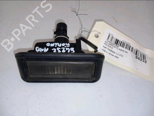 Kentekenverlichting FIAT FIORINO Box Body/MPV (225_) 1.3 D Multijet (225BXD1A, 225BXB1A, 225BXB11) (75 hp) 30524644