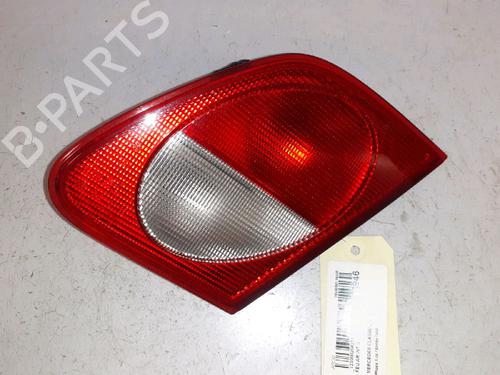 Used Right tailgate light MERCEDES-BENZ E-CLASS (W210) E 240 (210.061) (170 hp) 30432761