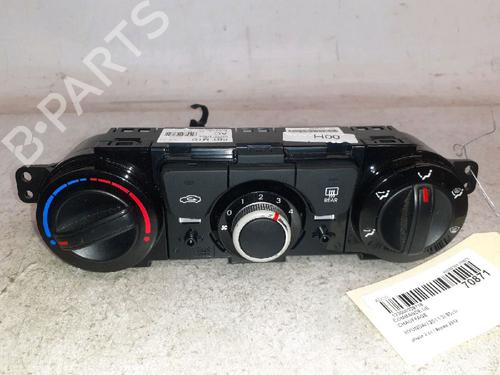 Used Climate control HYUNDAI i20 I (PB, PBT) 1.2 (86 hp) 30420419