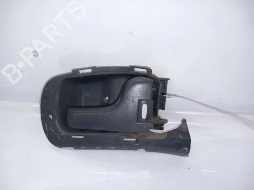 Used Front right interior door handle MERCEDES-BENZ VITO Van (W638) 108 CDI 2.2 (638.094) (82 hp) 30423422