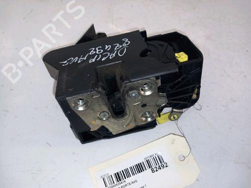 Used Front left lock DACIA SANDERO II TCe 90 (B8M1, B8MA, B8AC) (90 hp) 30419010