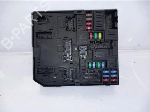 Used Fuse box RENAULT TALISMAN (LP_) 1.6 dCi 130 (130 hp) 30558952