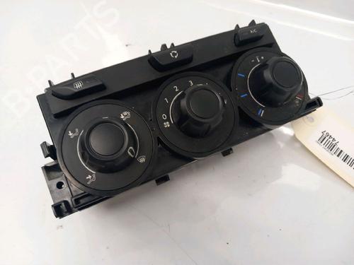 Used Climate control CITROËN C3 II (SC_) 1.4 HDi 70 (SC8HZC, SC8HR0, SC8HP4) (68 hp) 30415204